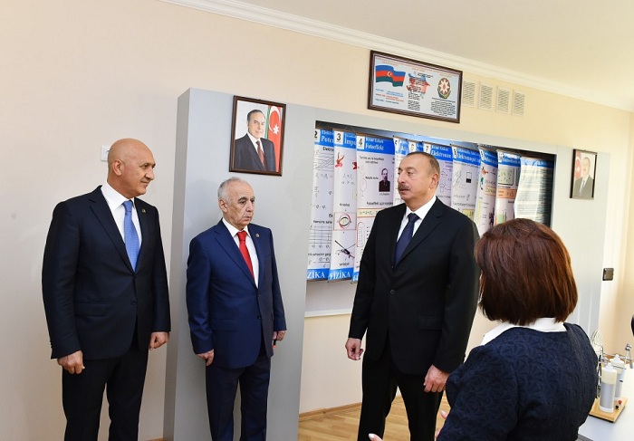 President Ilham Aliyev views overhauled school in Nizami district 